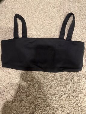 Vuori Black Strappy Sports Bra